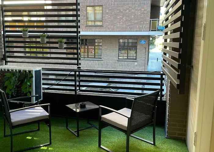 En Con Garaje Appartamento *